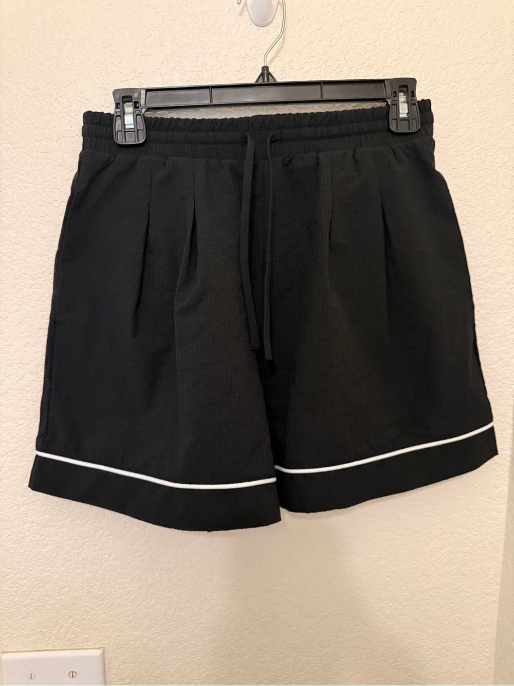 HALARA Black Shorts with White Piping